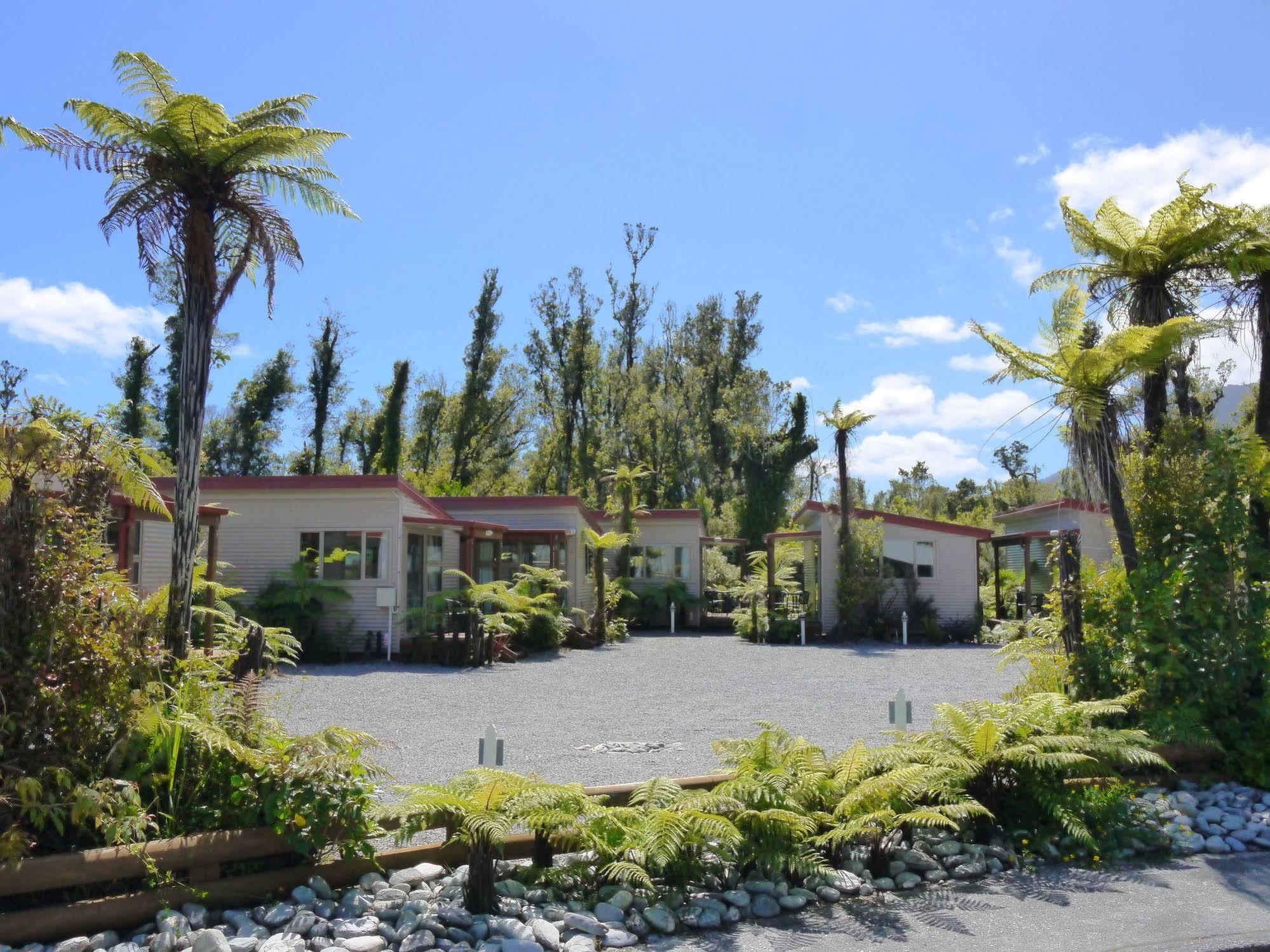10คอทเทจ Motel ฟรานซ์โจเซฟ ภายนอก รูปภาพ